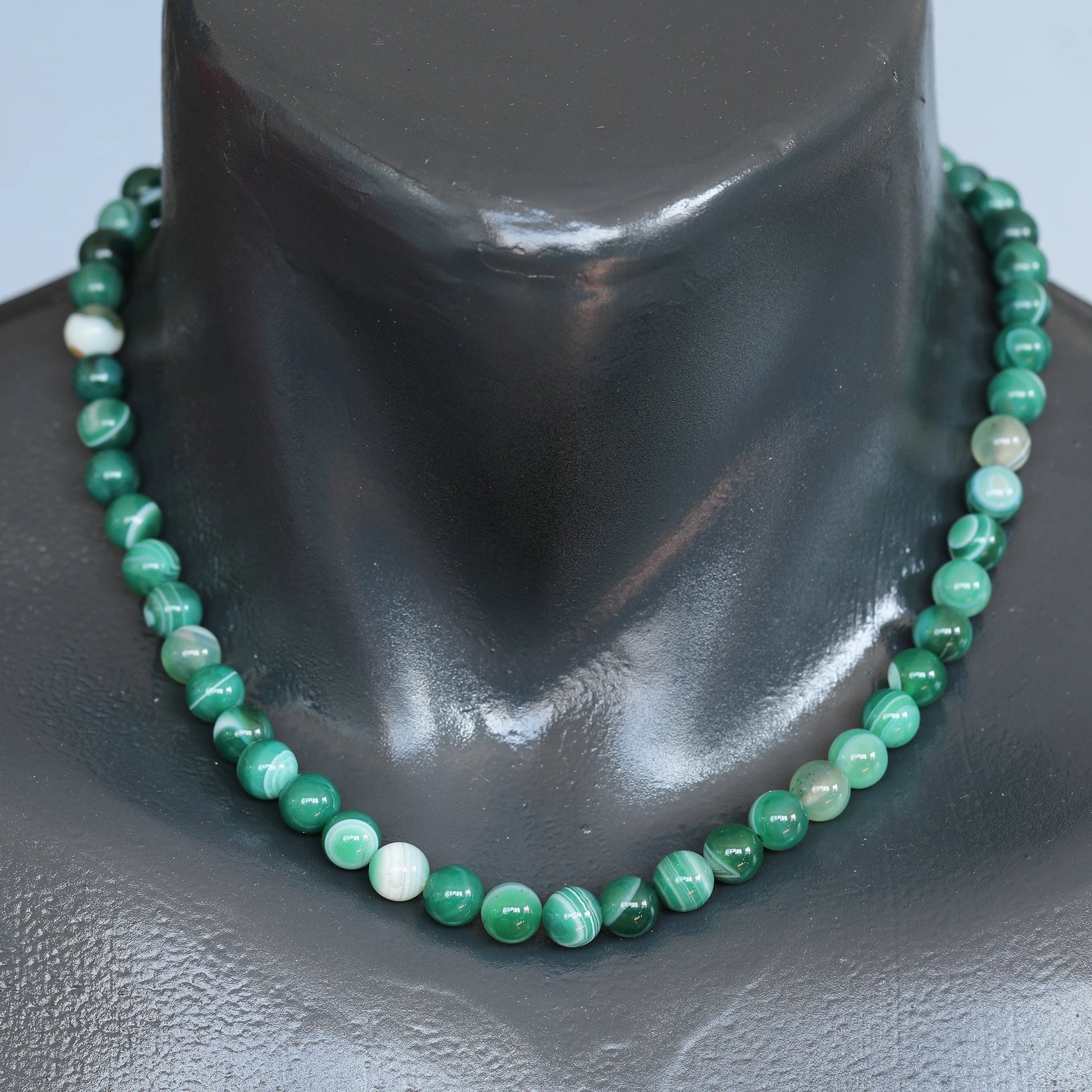 Natural Green Agate Beaded Clasp Choker Necklace - ElisaJewelryArt