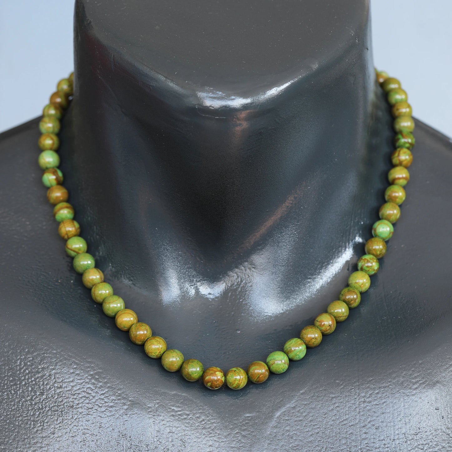 Natural Green Jasper Beaded Clasp Choker Necklace - ElisaJewelryArt