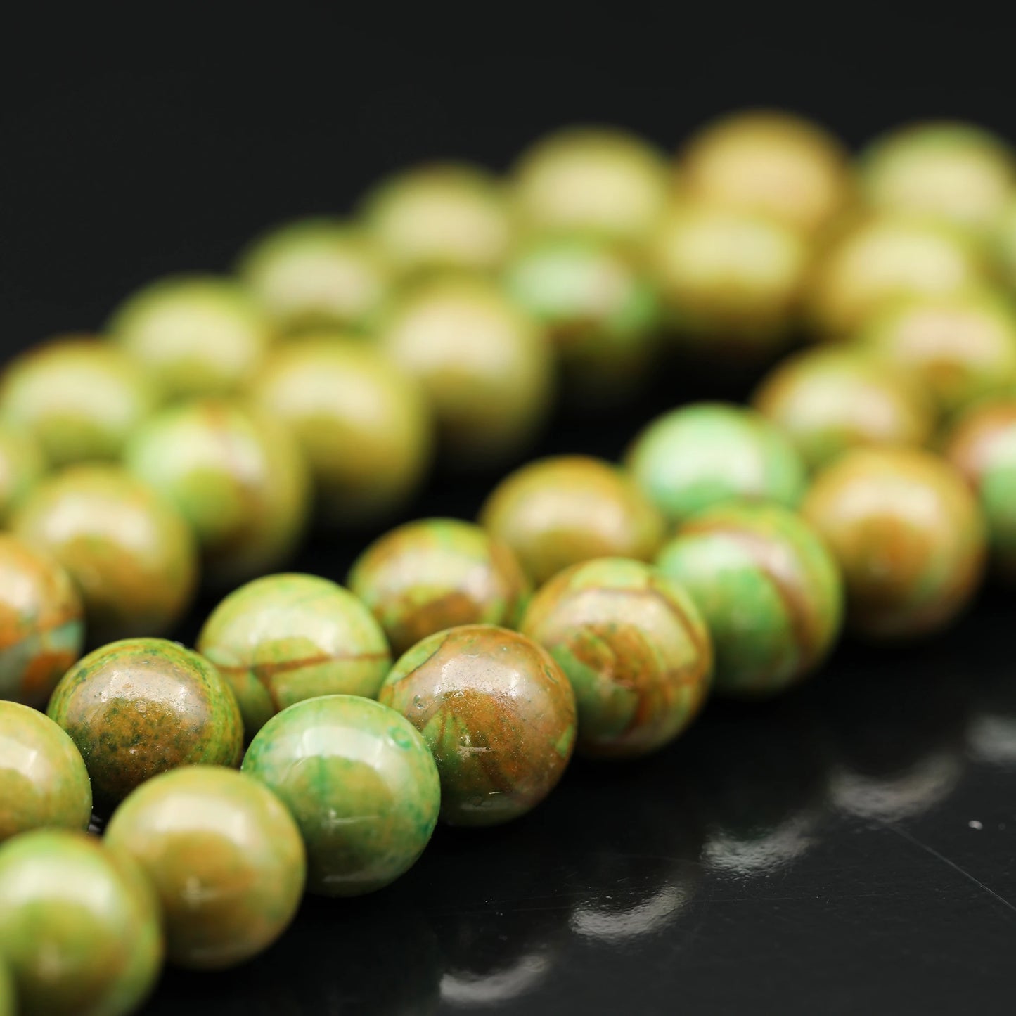 Natural Green Jasper Beaded Clasp Choker Necklace - ElisaJewelryArt