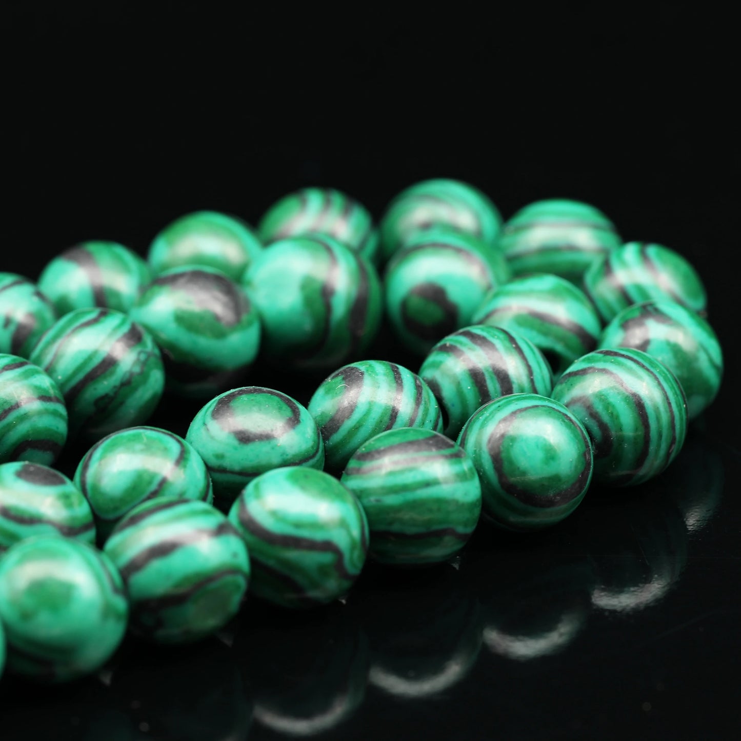 Malachite Beaded Clasp Choker Necklace - ElisaJewelryArt