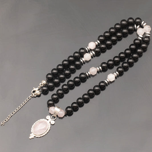 Colgante de león de latón, collar de macramé con cuentas de piedra de lava y ónix negro natural